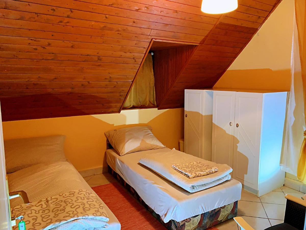 Koloska Apartmanhaz Balatonfüred Buitenkant foto