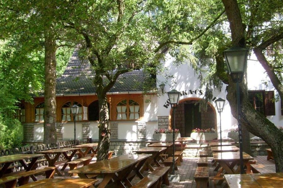 Koloska Apartmanhaz Balatonfüred Buitenkant foto