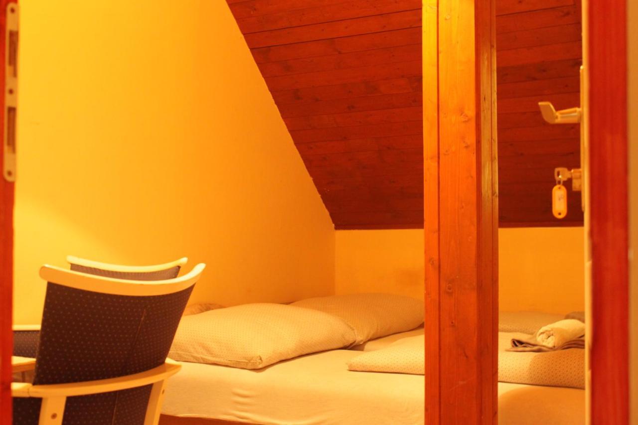 Koloska Apartmanhaz Balatonfüred Buitenkant foto
